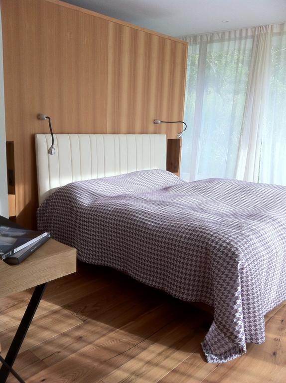 Chalet Park Apartment mit Sauna Hamam Diemtigen Ruang foto